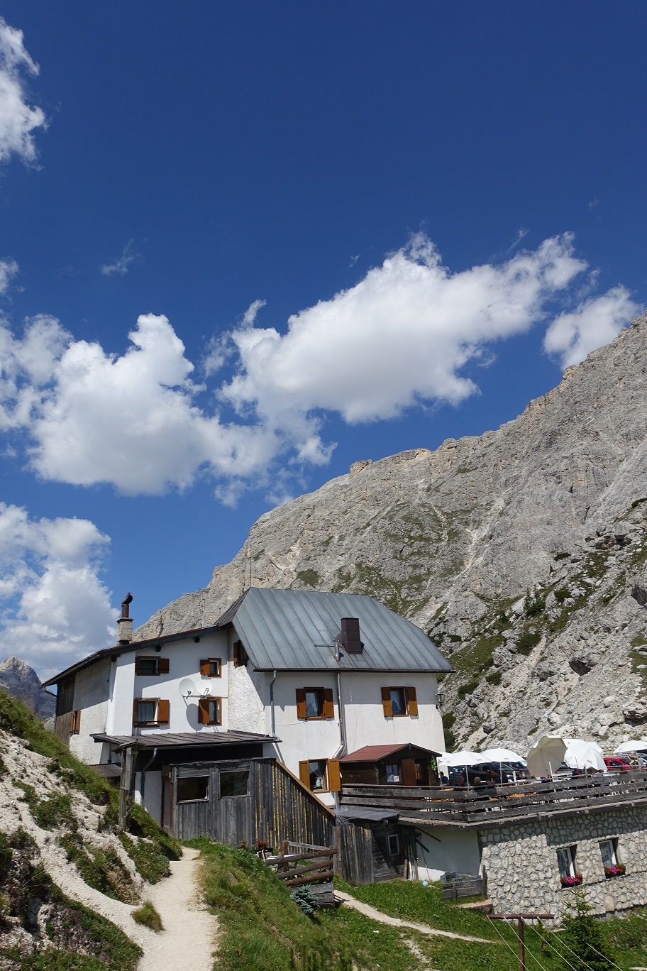 Tag4_05_DurchsSkigebiet