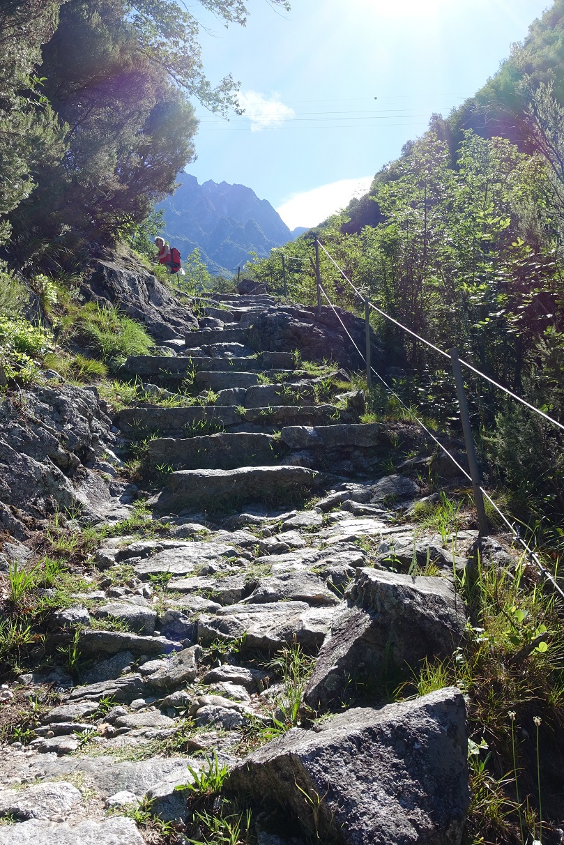 Tag02_AufstiegZurErstenHuette_03