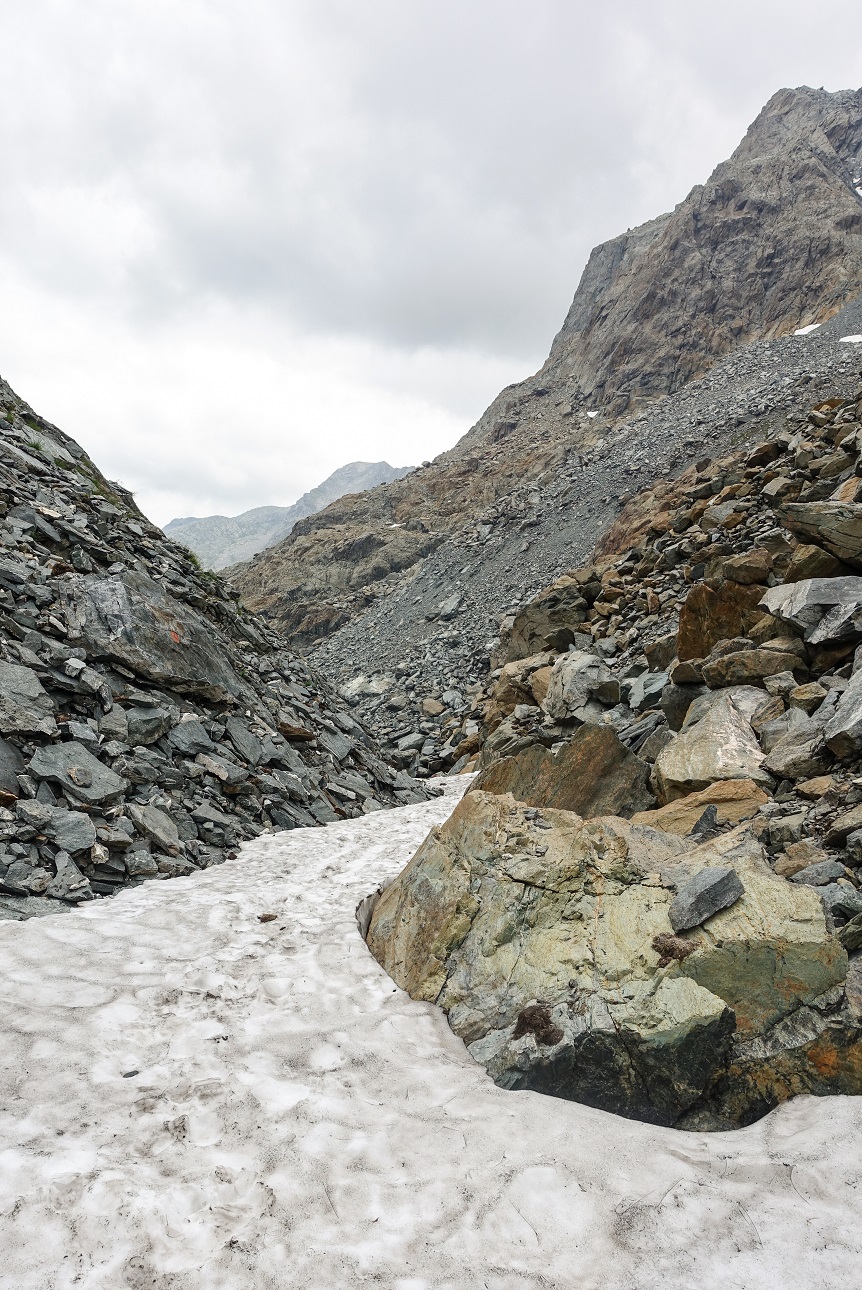 Tag06_DurchSteinwuesteInLieblichesTal_05