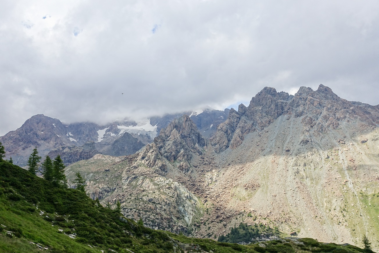 Tag06_DurchSteinwuesteInLieblichesTal_14